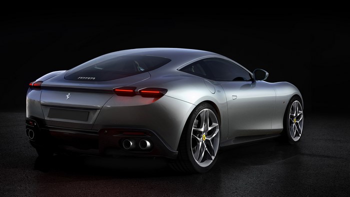4K Ferrari Roma car