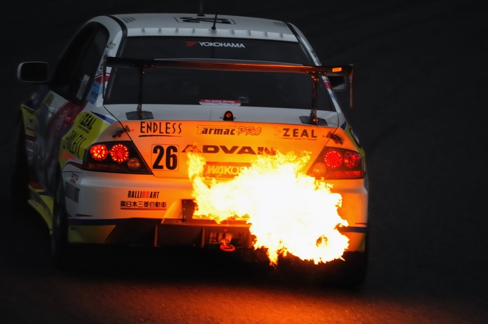 Mitsubishi Lancer Evolution VIII with backfire