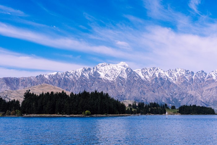 4K Mountains over Lake in Queenstown, New Zealand