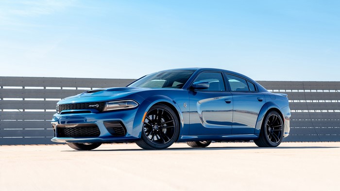 4K Dodge Charger SRT Hellcat