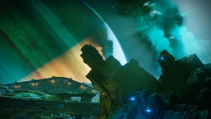 Destiny 2: Alien structures on a planet with a gas giant