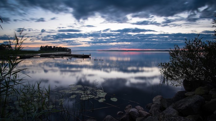 4K Sunrise over Lake Sättuna, Sweden