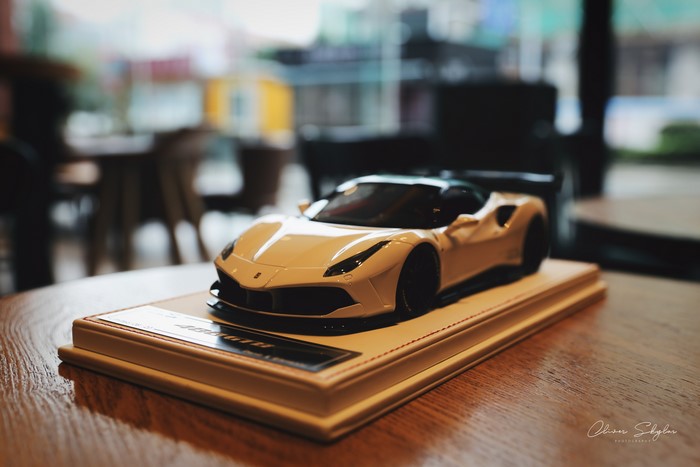 White Ferrari 488 Scale Model Car