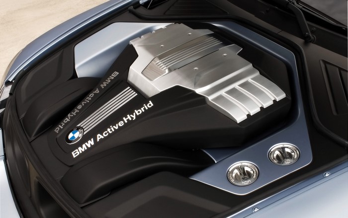 BMW ActiveHybrid Engine Cover