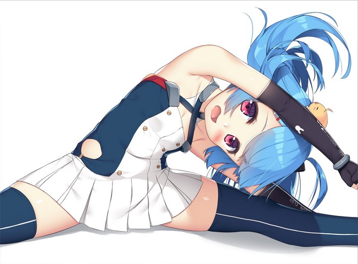 Helena from Azur Lane doing a split