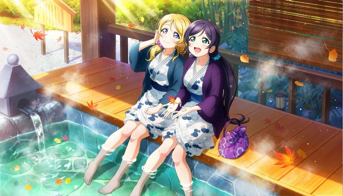 Ayase Eri and Toujou Nozomi from Love Live! in an onsen