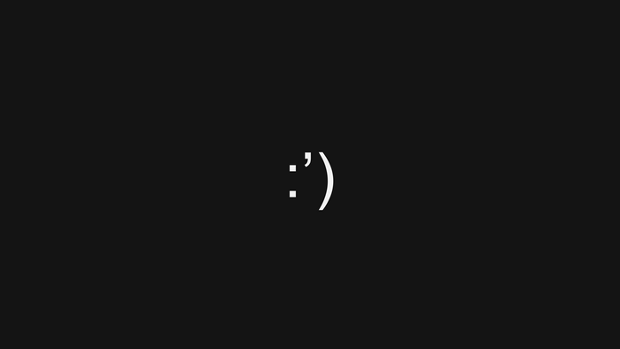 Minimalist smiley face emoticon