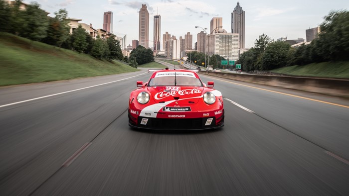 4K Porsche 911 RSR race car with Coca-Cola livery in Atlanta