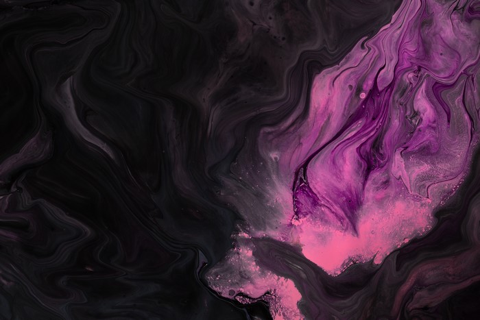 4K Pink and Black Abstract Artwork