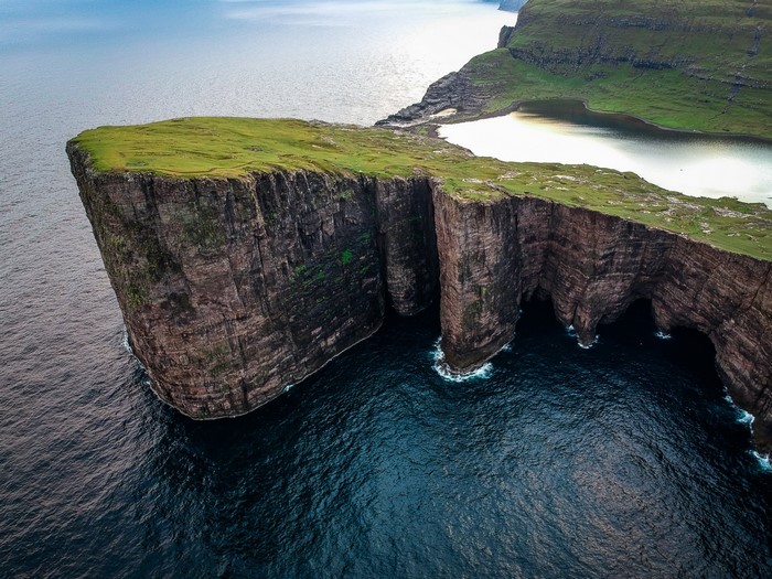 Aerial view of Sørvágsvatn lake and cliffs