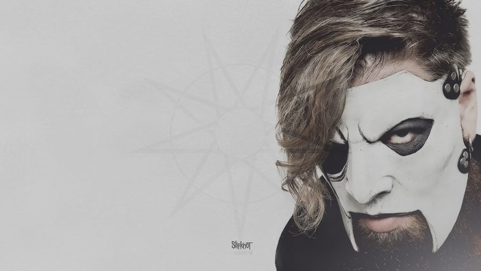 James Root from Slipknot wearing a mask