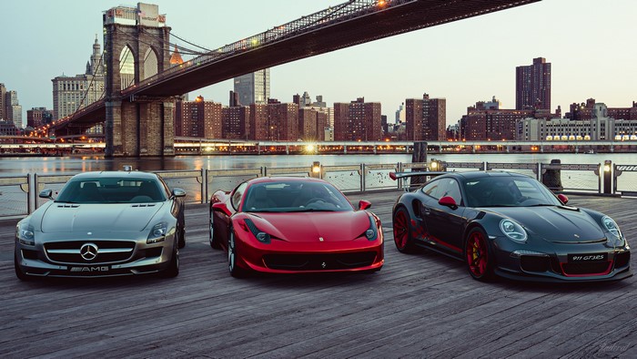 4K Mercedes-Benz SLS AMG, Ferrari 458, and Porsche 911 GT3 RS in New York City
