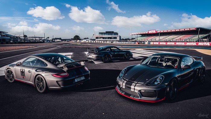 Porsche 911 GT3 RS and Cayman GT4 on Race Track