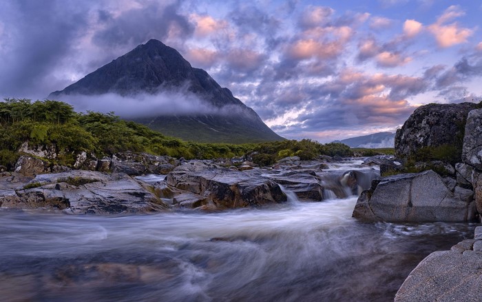 Buachaille Etive Mòr mountain and river in Scotland