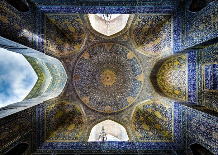 Intricate Iranian Architecture and Historical Tilework