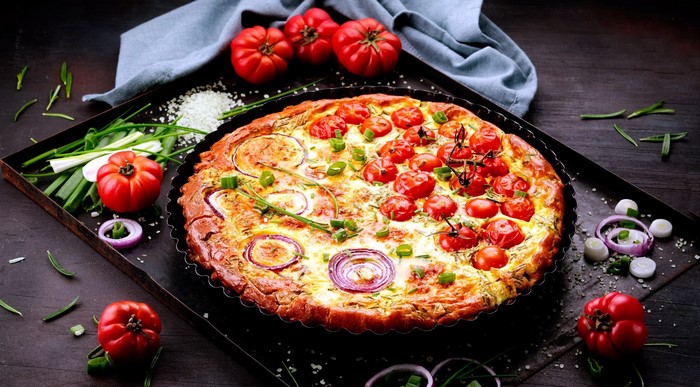 Tomato and Onion Tart with Fresh Ingredients