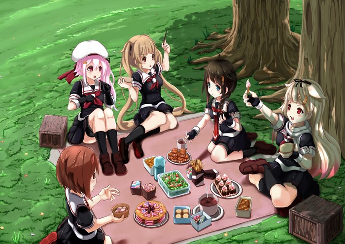 Kantai Collection anime girls having a picnic