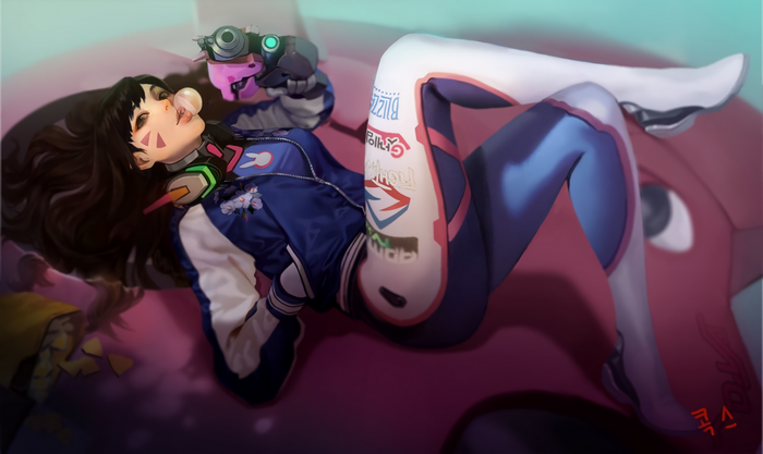 D.Va from Overwatch lying down with a gun