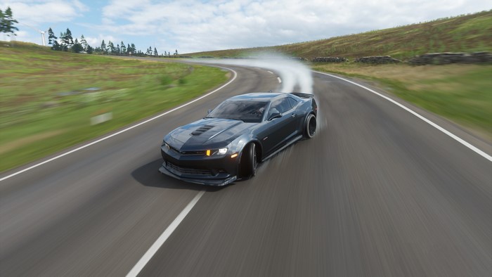 Chevrolet Camaro drifting in Forza Horizon 4