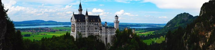 4K Panorama of Neuschwanstein Castle, Germany