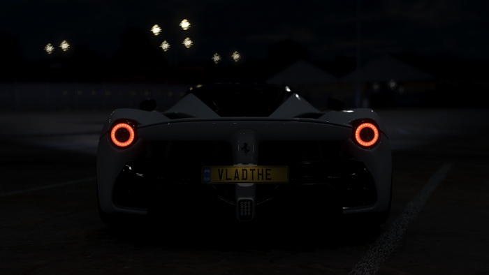 4K Forza car at night