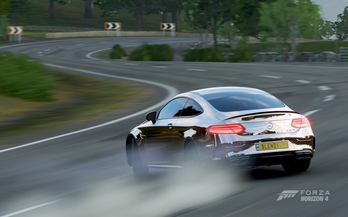 Mercedes-AMG C 63 S Coupe drifting in Forza Horizon 4