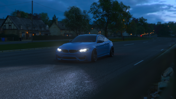 Blue BMW M4 Coupe in Forza Horizon 4