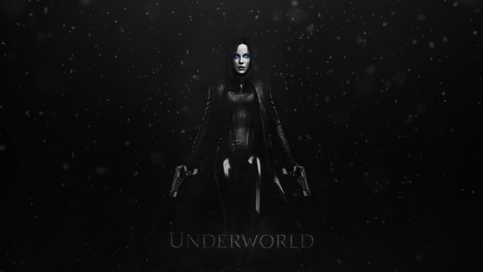 Selene from Underworld holding two pistols