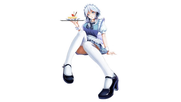 Izayoi Sakuya from Touhou holding a cake