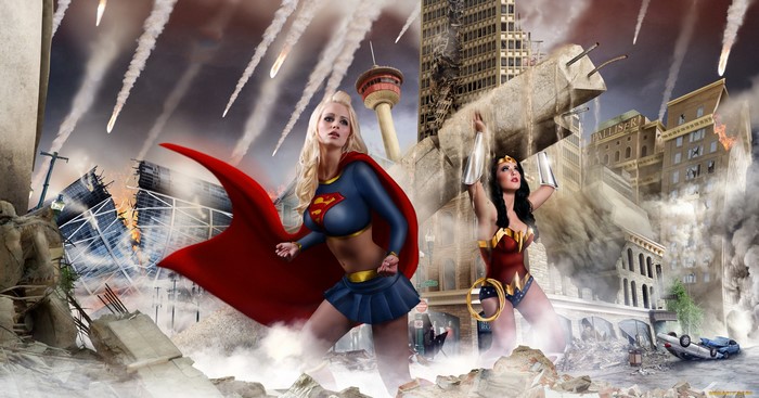 Supergirl and Wonder Woman in Digital Art