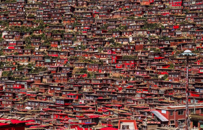 Sichuan Buddhist town in China