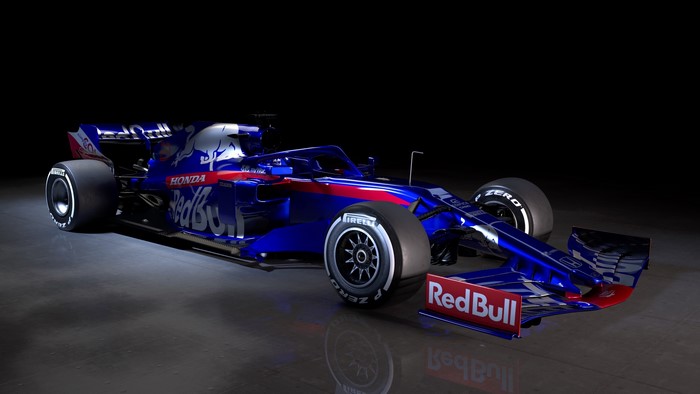 Scuderia Toro Rosso STR14 Formula 1 car