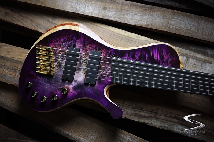 Skervesen Prometheus 6-string bass guitar with fanned frets