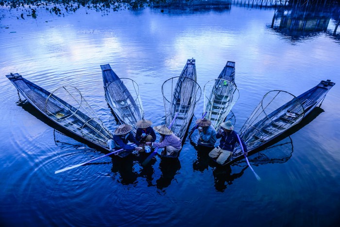 Fishermen in boats on Inle Lake, Myanmar