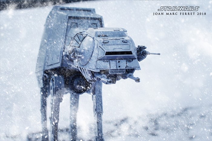 Star Wars AT-AT Walker in Snow