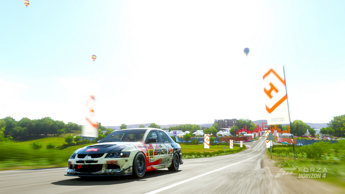Forza Horizon 4: Mitsubishi Lancer EVO racing