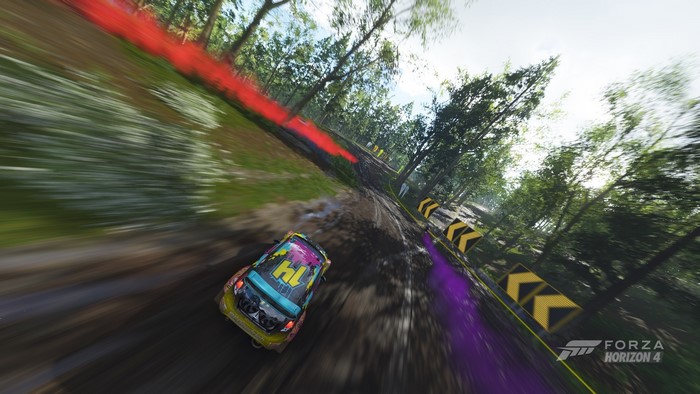 Car racing in Forza Horizon 4