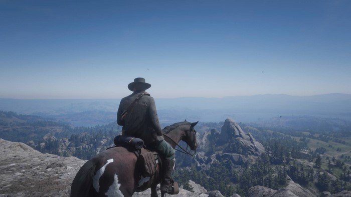 Arthur Morgan on a horse in Red Dead Redemption 2