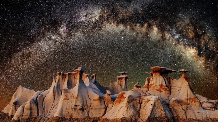 Milky Way over hoodoo rock formations