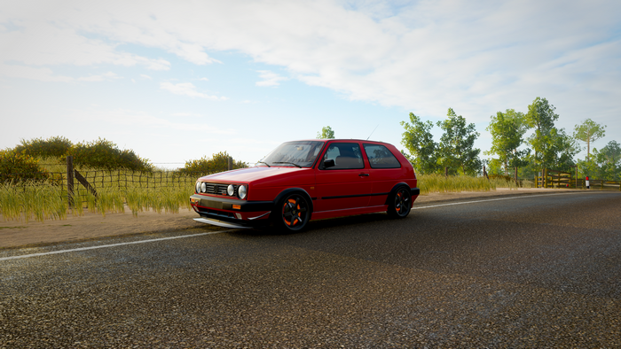 Red Volkswagen Golf GTI Mk2 in Forza Horizon 4