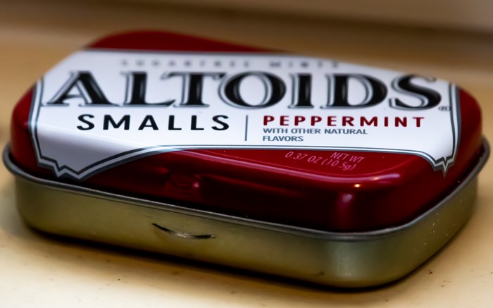 Altoids Smalls Peppermint Mints Tin