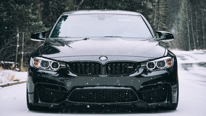 4K BMW M3 in Winter Snow