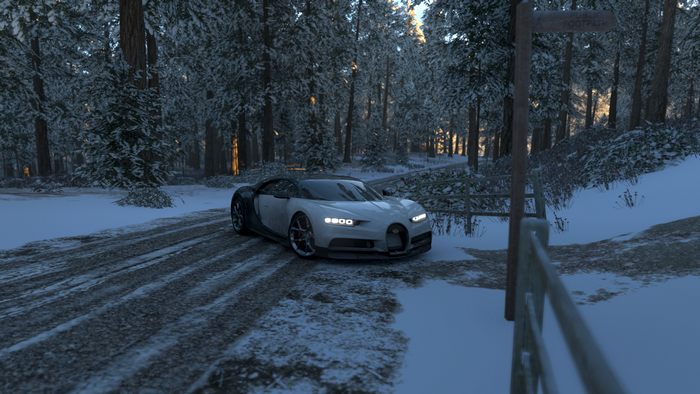 Bugatti Chiron in a snowy forest road, Forza Horizon 4