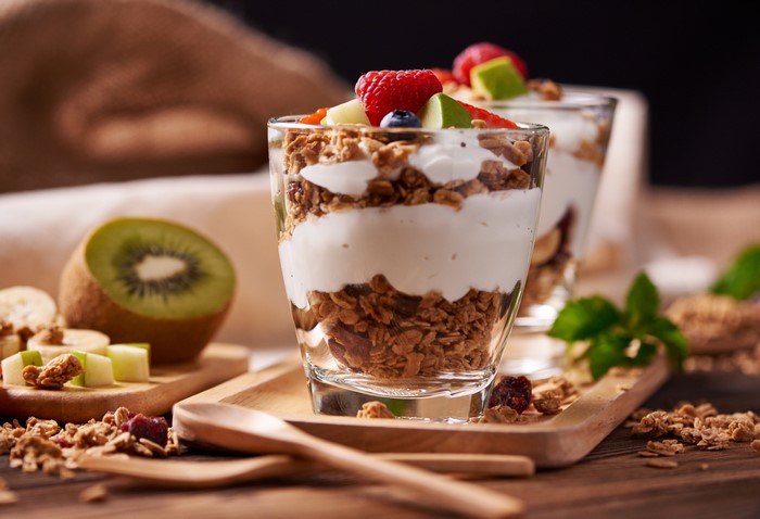 Yogurt parfait with granola and fresh fruit