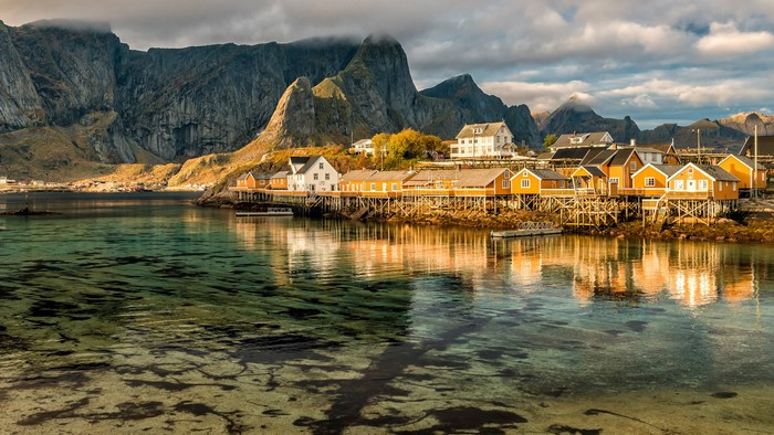 4K landscape of a Norwegian village by the water