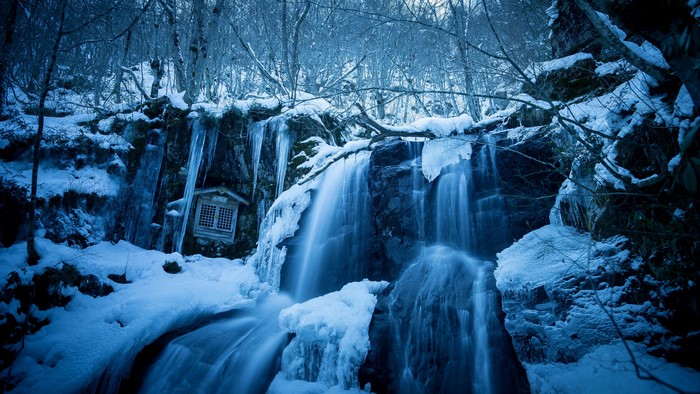 4K Winter Waterfall with Shrine