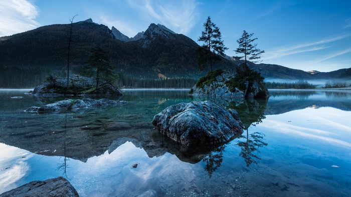4K nature scene of mountains and lake in Bavaria, Germany