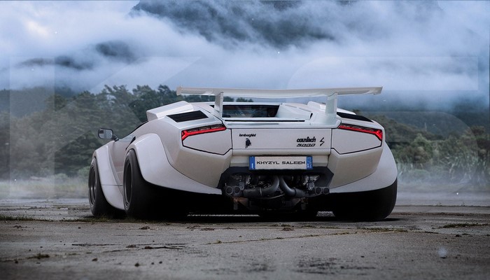 Khyzyl Saleem's Widebody Lamborghini Countach 5000