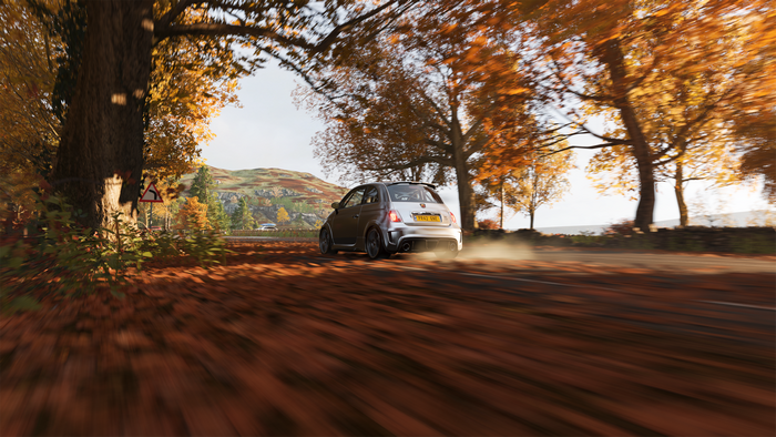 4K Forza Horizon 4 Abarth 695 Biposto in Fall