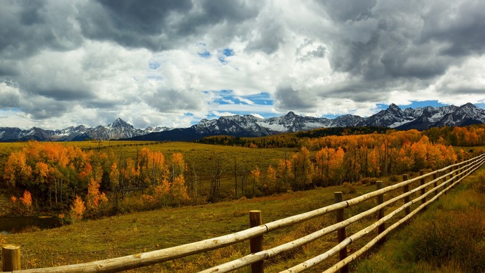 4K Fall Landscape with Mountains and Fence